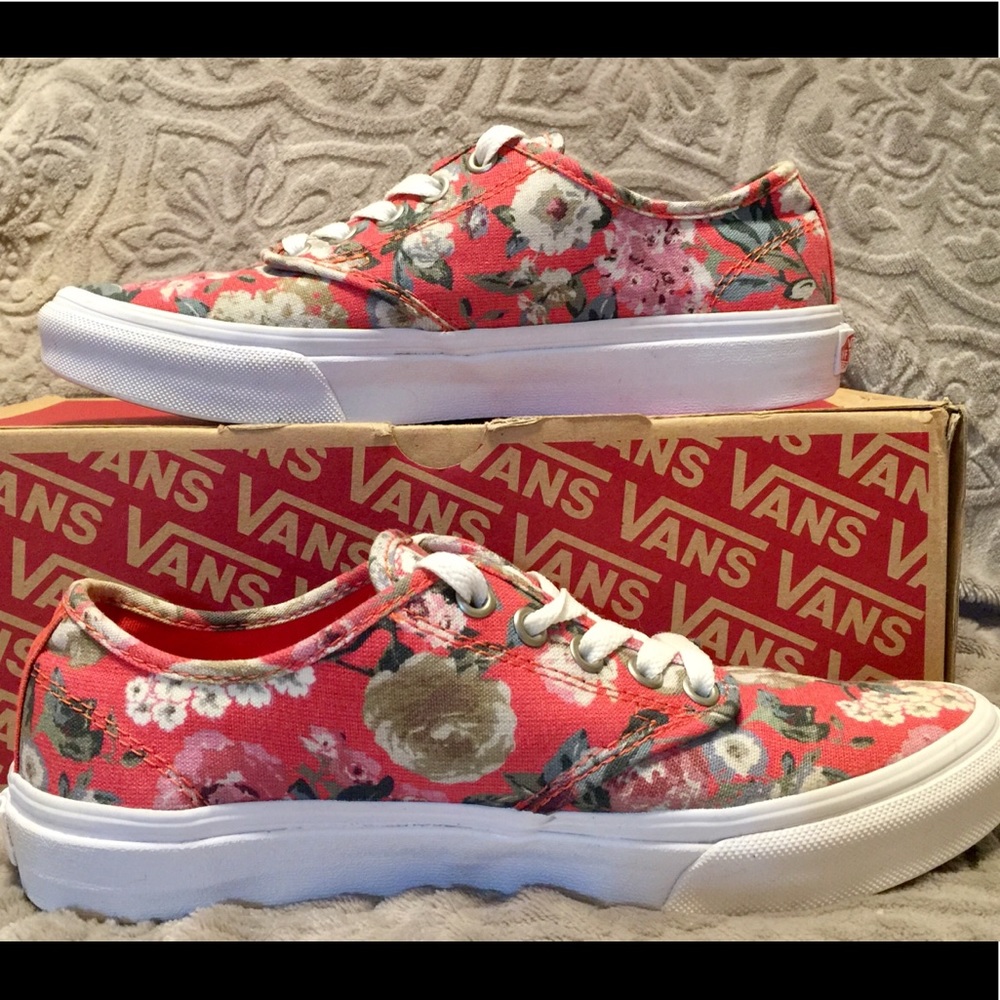 VANS AUTHENTIC FLORAL LACE UP